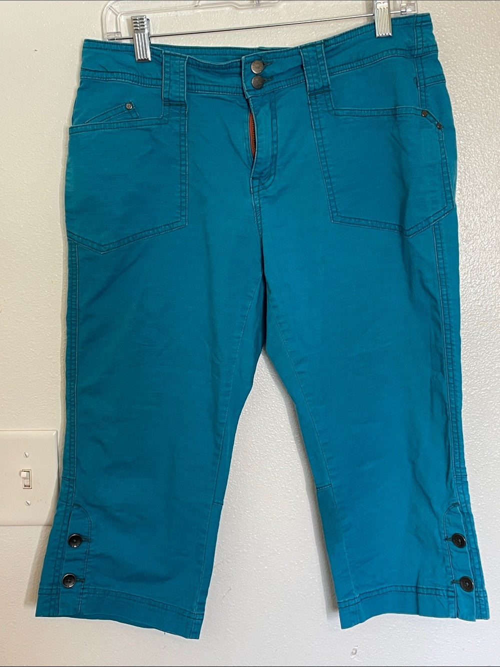 Royal Robbins Teal/Turquoise Capri Pants